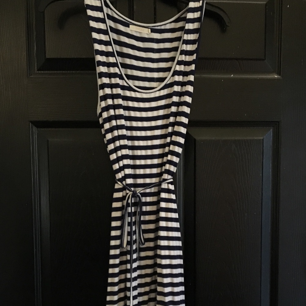 Tulle Navy/White striped dress